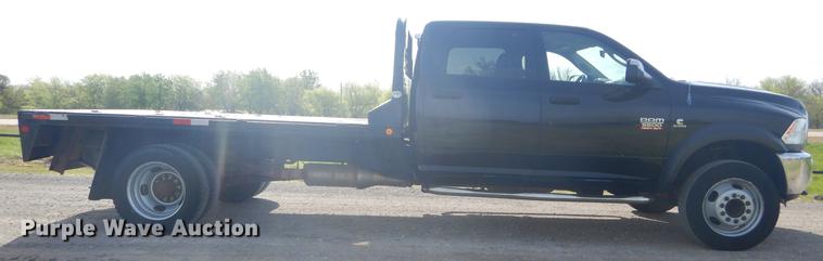 image for item FH9256 2012 Dodge Ram 5500 Crew Cab flatbed truck