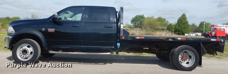 image for item FH9256 2012 Dodge Ram 5500 Crew Cab flatbed truck