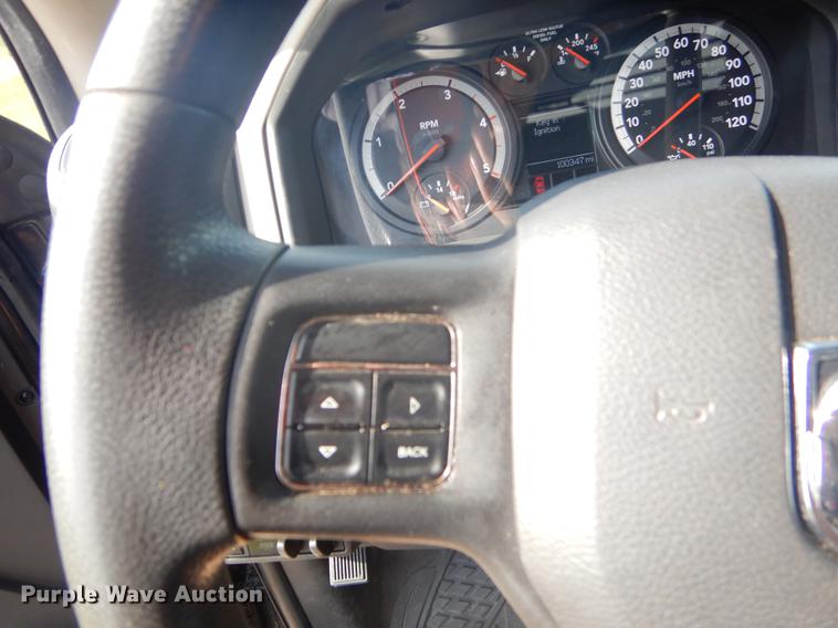 image for item FH9256 2012 Dodge Ram 5500 Crew Cab flatbed truck