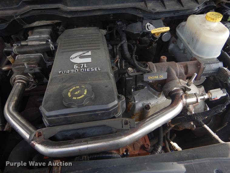 image for item FH9256 2012 Dodge Ram 5500 Crew Cab flatbed truck