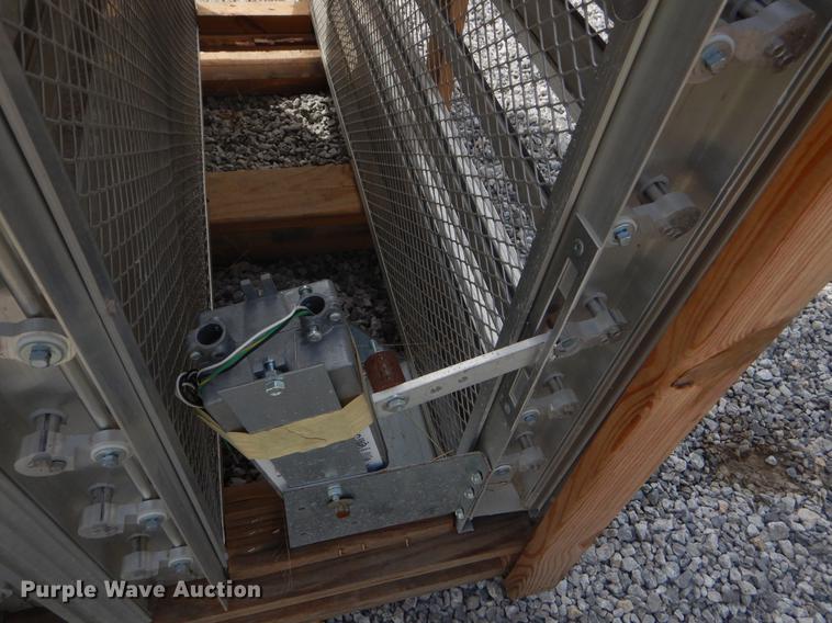 image for item FH9258 (2) Louvers and dampners