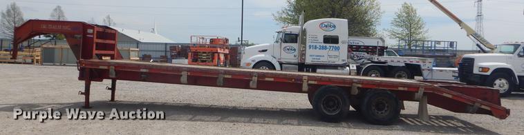 image for item FH9261 2001 L&L equipment trailer