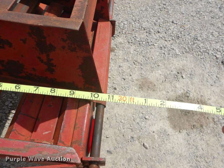 image for item FH9261 2001 L&L equipment trailer