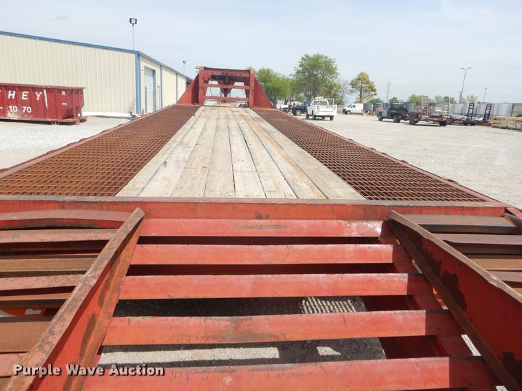 image for item FH9261 2001 L&L equipment trailer