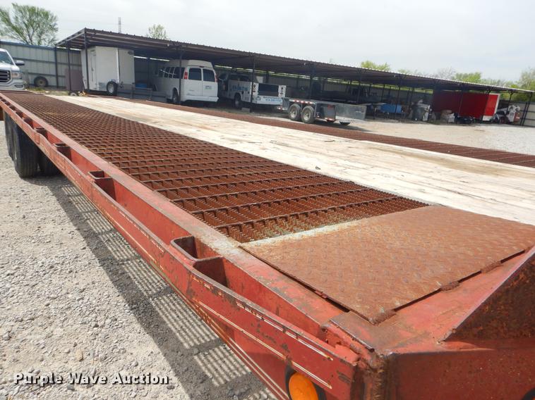 image for item FH9261 2001 L&L equipment trailer