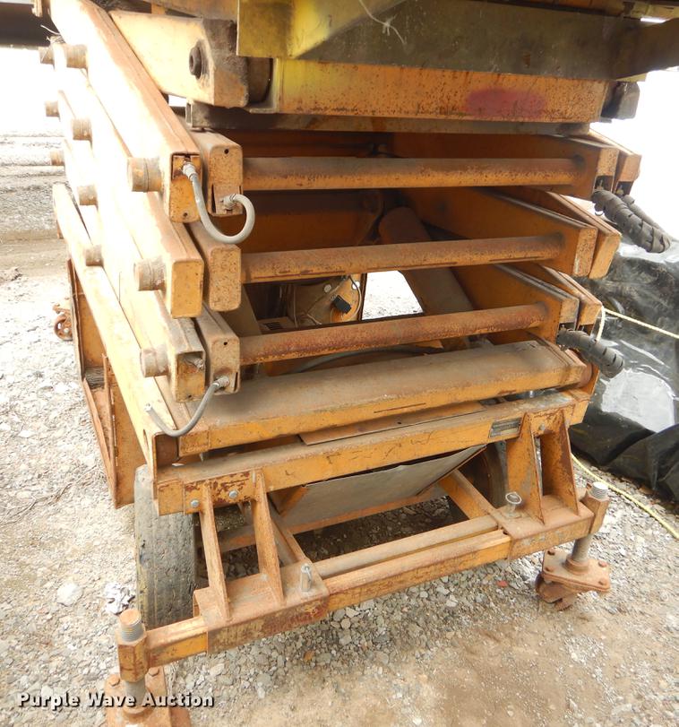 image for item FH9268 Selma scissor lift