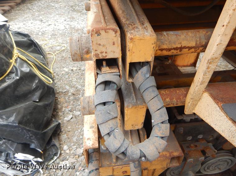 image for item FH9268 Selma scissor lift