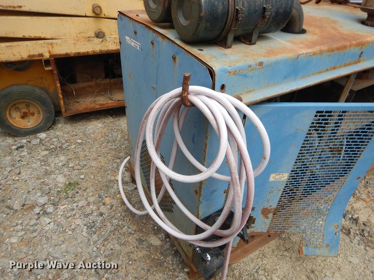 image for item FH9269 Miller welder