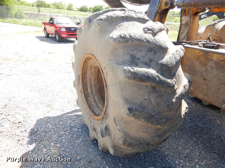 image for item FH9299 John Deere 5480 skidder