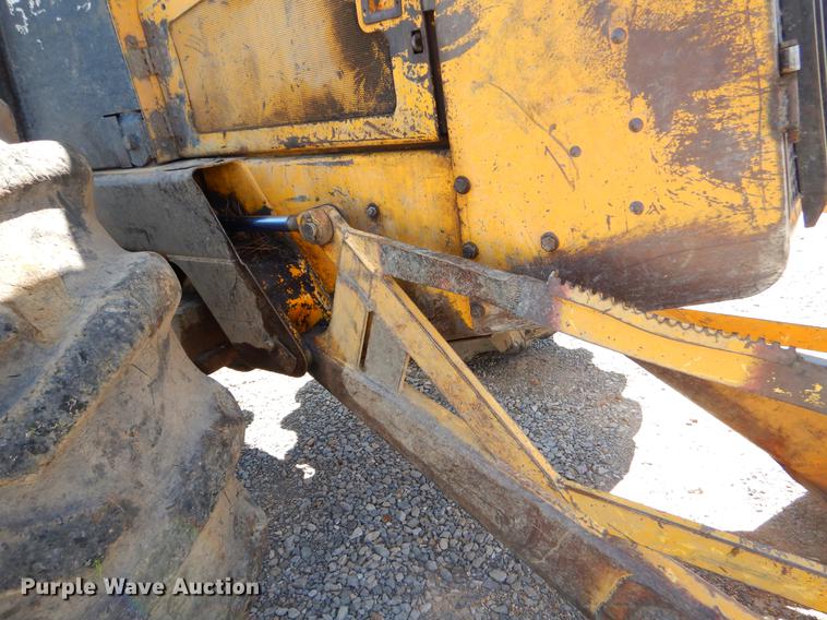 image for item FH9299 John Deere 5480 skidder