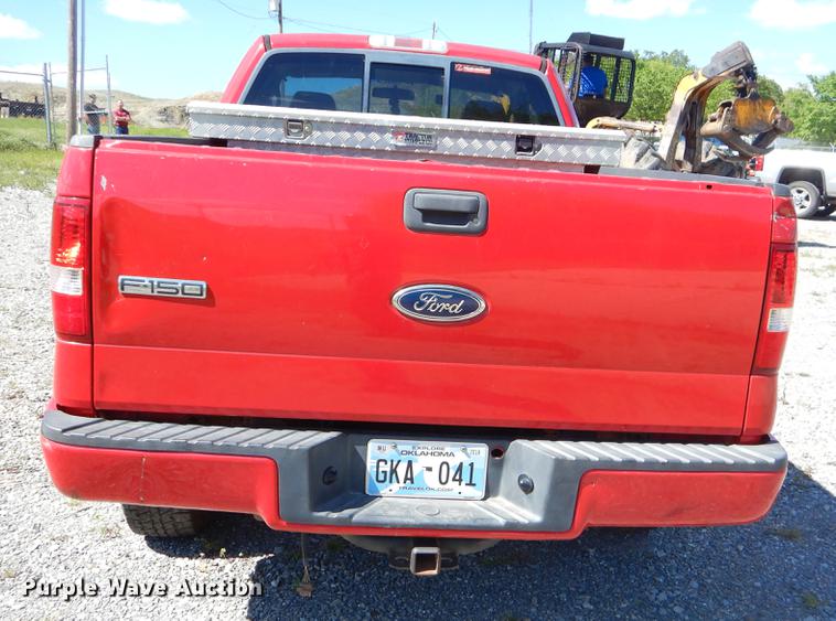 image for item FH9300 2004 Ford F150 STX pickup truck