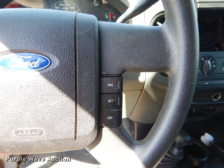 image for item FH9300 2004 Ford F150 STX pickup truck