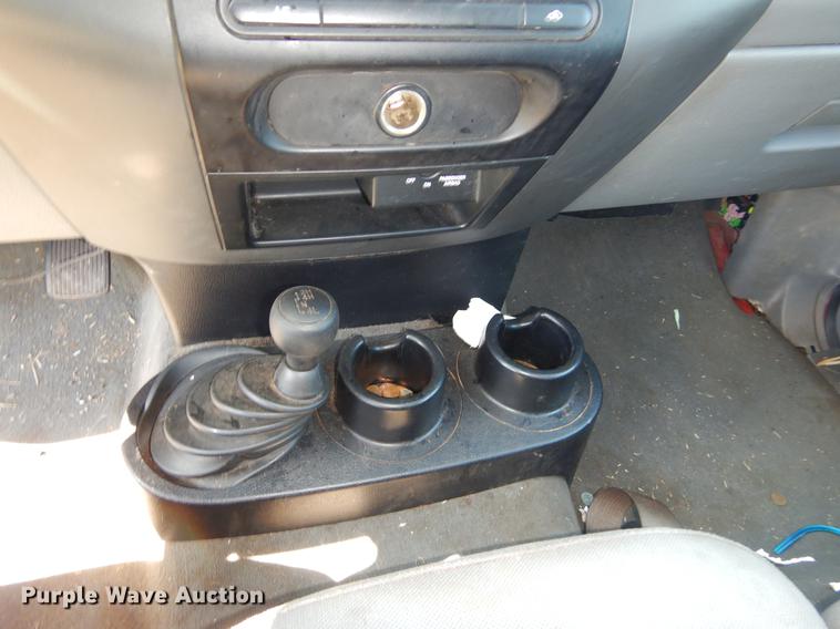 image for item FH9300 2004 Ford F150 STX pickup truck