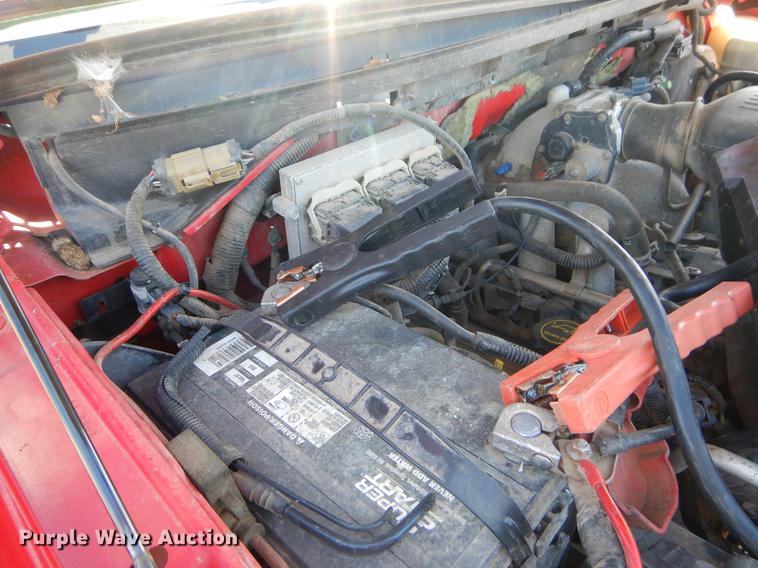 image for item FH9300 2004 Ford F150 STX pickup truck