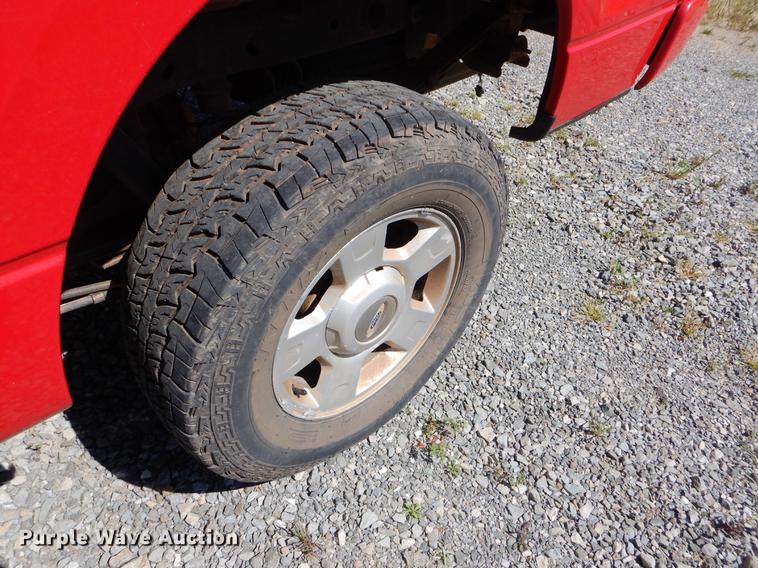 image for item FH9300 2004 Ford F150 STX pickup truck