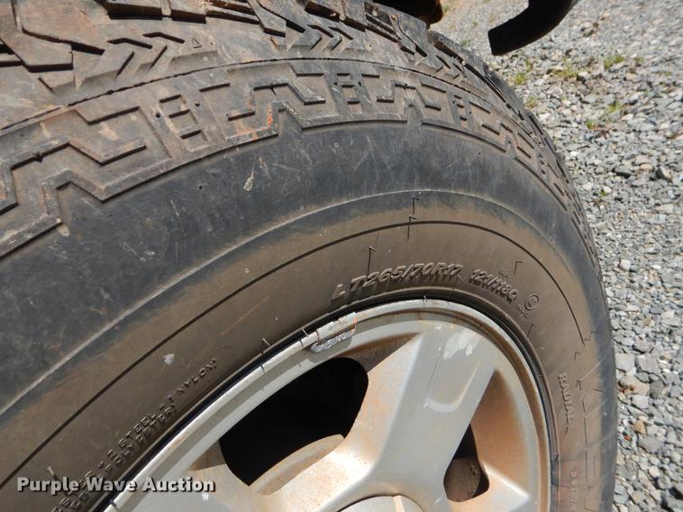 image for item FH9300 2004 Ford F150 STX pickup truck