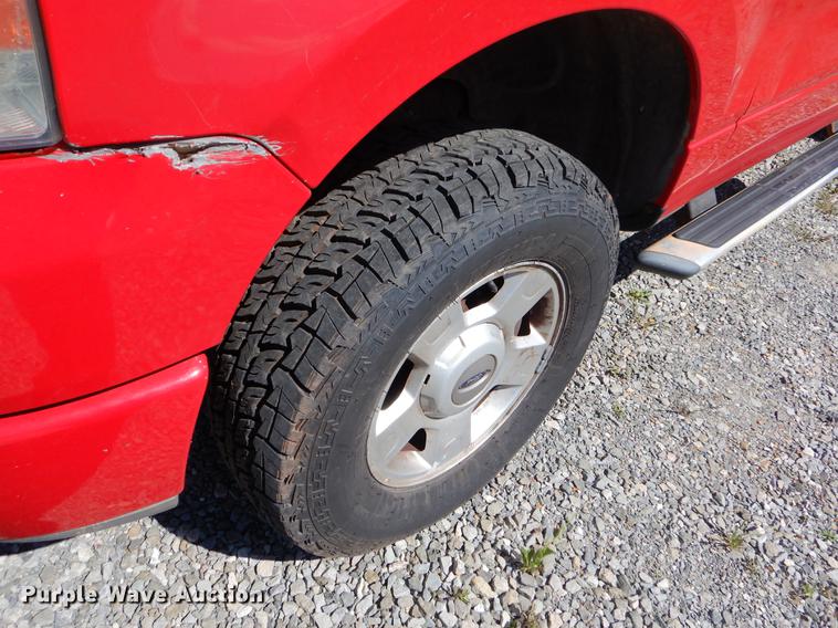 image for item FH9300 2004 Ford F150 STX pickup truck