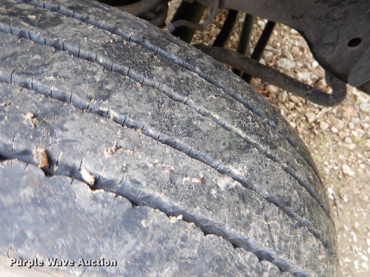 image for item FH9301 2008 Ford F550 Super Duty XL flatbed truck