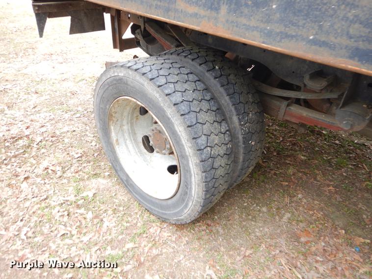 image for item FH9301 2008 Ford F550 Super Duty XL flatbed truck