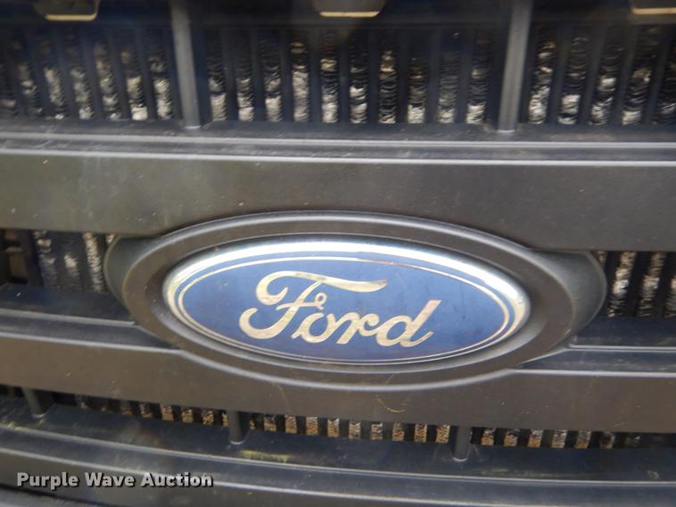 image for item FH9301 2008 Ford F550 Super Duty XL flatbed truck