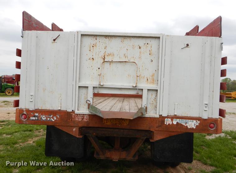 image for item FH9303 1963 GMC grain truck