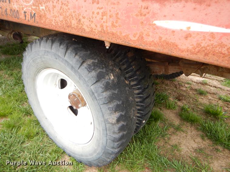 image for item FH9303 1963 GMC grain truck