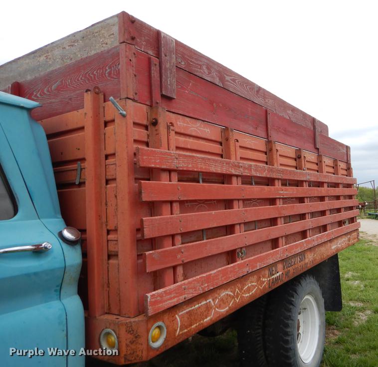 image for item FH9303 1963 GMC grain truck