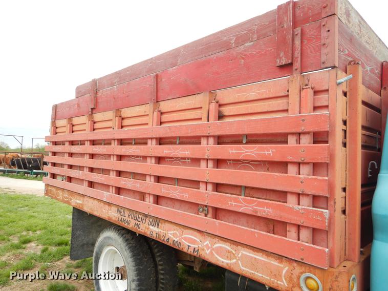 image for item FH9303 1963 GMC grain truck
