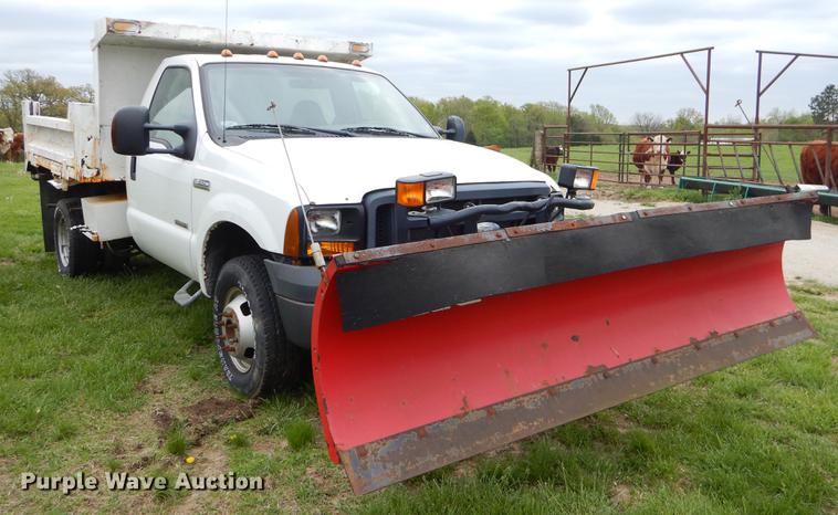 image for item FH9304 2007 Ford F350 Super Duty XL dump bed pickup truck
