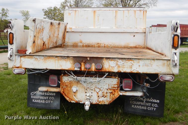 image for item FH9304 2007 Ford F350 Super Duty XL dump bed pickup truck