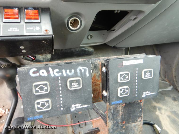 image for item FH9304 2007 Ford F350 Super Duty XL dump bed pickup truck