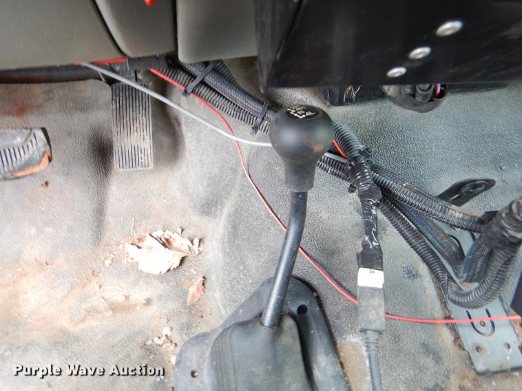 image for item FH9304 2007 Ford F350 Super Duty XL dump bed pickup truck