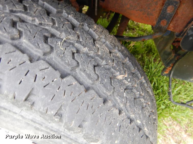 image for item FH9304 2007 Ford F350 Super Duty XL dump bed pickup truck