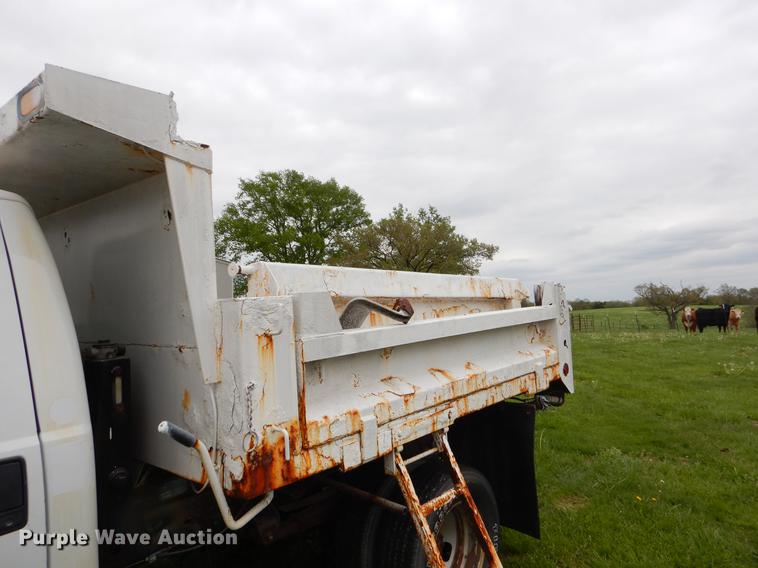 image for item FH9304 2007 Ford F350 Super Duty XL dump bed pickup truck