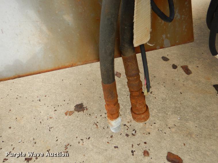 image for item FH9304 2007 Ford F350 Super Duty XL dump bed pickup truck