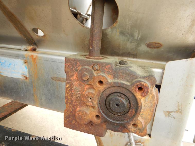 image for item FH9304 2007 Ford F350 Super Duty XL dump bed pickup truck