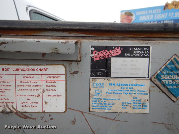 image for item FH9307 2002 Chevrolet Silverado 2500 utility bed pickup truck