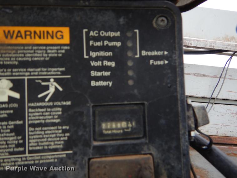 image for item FH9307 2002 Chevrolet Silverado 2500 utility bed pickup truck