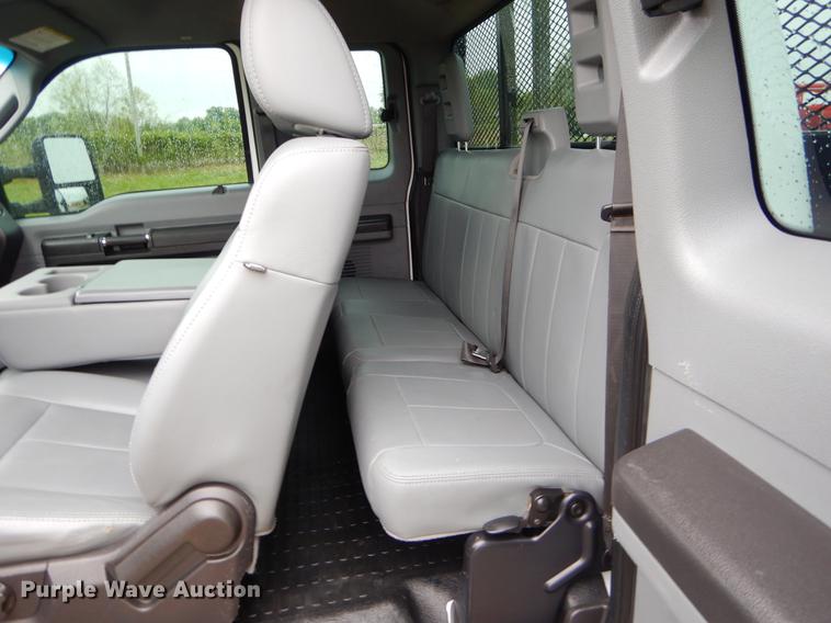 image for item FH9309 2012 Ford F550 Super Duty SuperCab flatbed truck