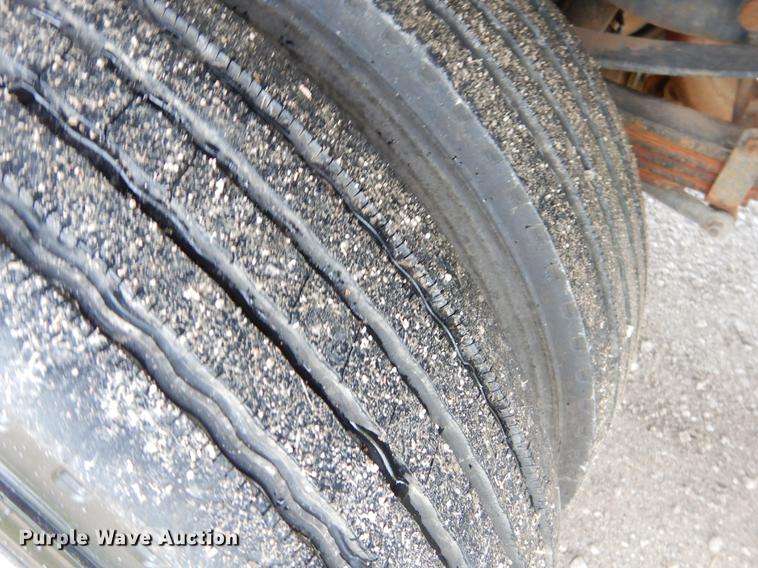 image for item FH9309 2012 Ford F550 Super Duty SuperCab flatbed truck