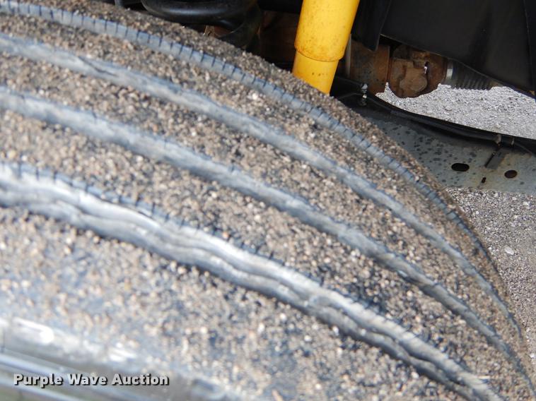 image for item FH9309 2012 Ford F550 Super Duty SuperCab flatbed truck