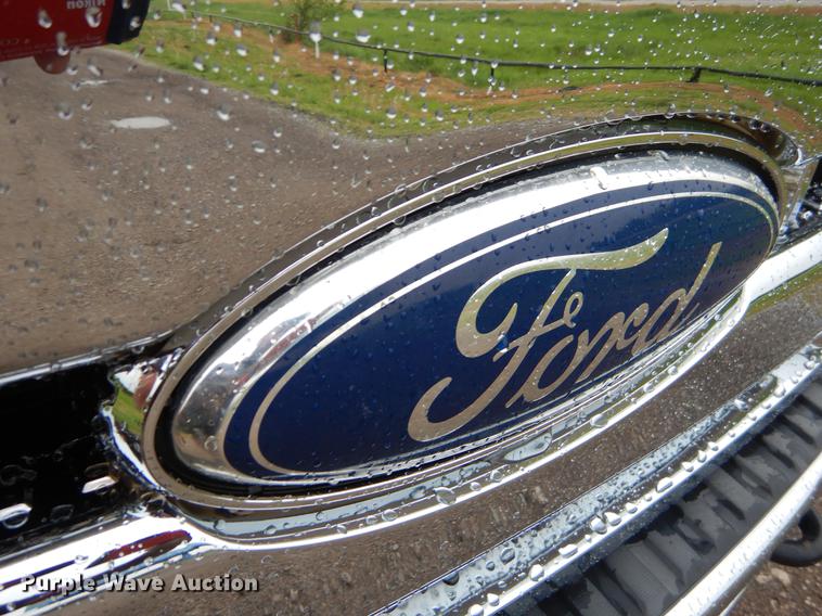 image for item FH9309 2012 Ford F550 Super Duty SuperCab flatbed truck