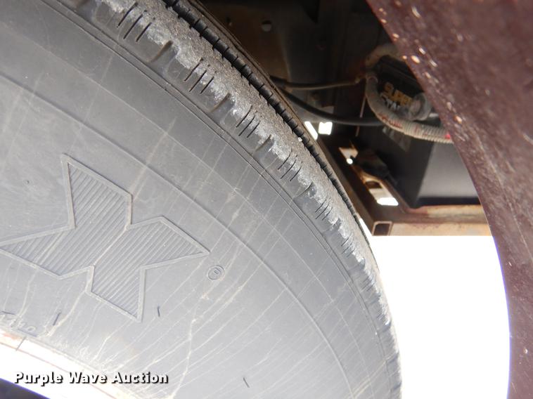 image for item FH9316 2004 Workhorse W22 Intruder 373 RV