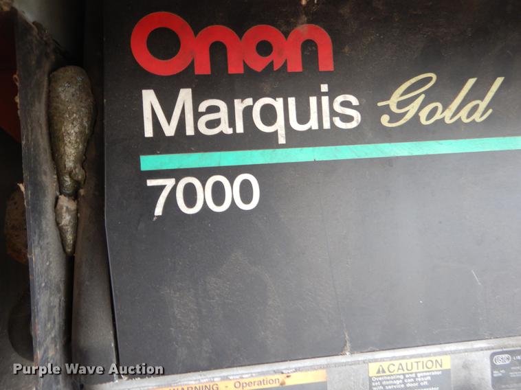 image for item FH9316 2004 Workhorse W22 Intruder 373 RV