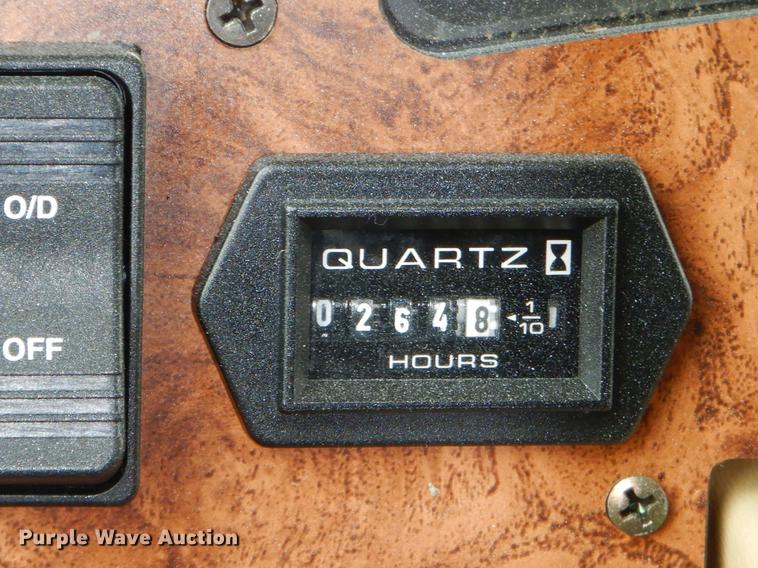 image for item FH9316 2004 Workhorse W22 Intruder 373 RV