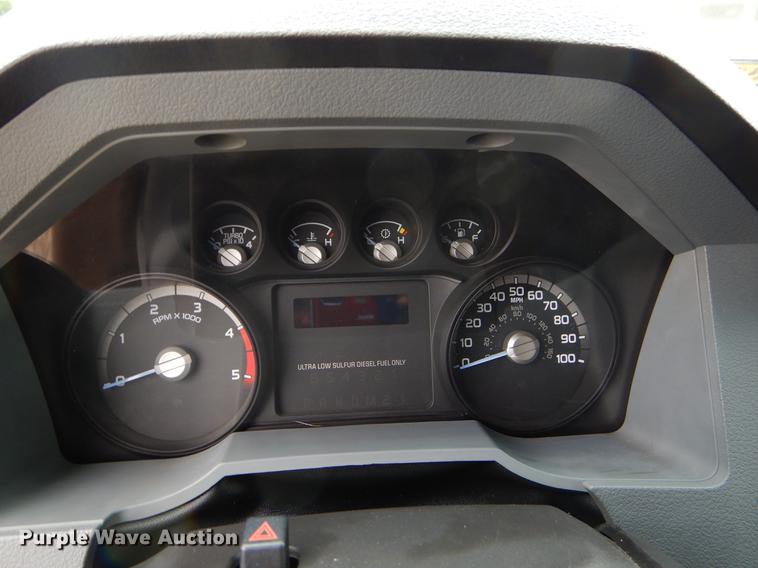 image for item FH9321 2012 Ford F450 Super Duty Crew Cab flatbed truck