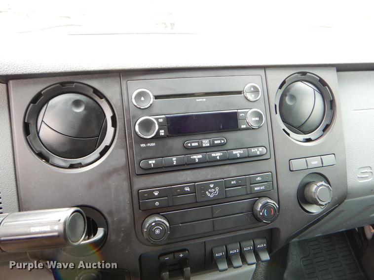 image for item FH9321 2012 Ford F450 Super Duty Crew Cab flatbed truck