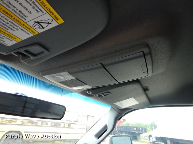 image for item FH9321 2012 Ford F450 Super Duty Crew Cab flatbed truck