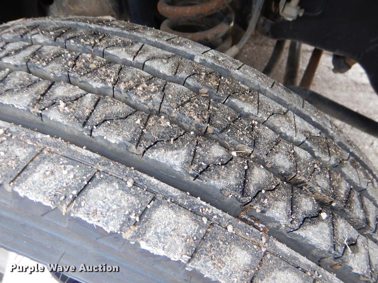 image for item FH9321 2012 Ford F450 Super Duty Crew Cab flatbed truck