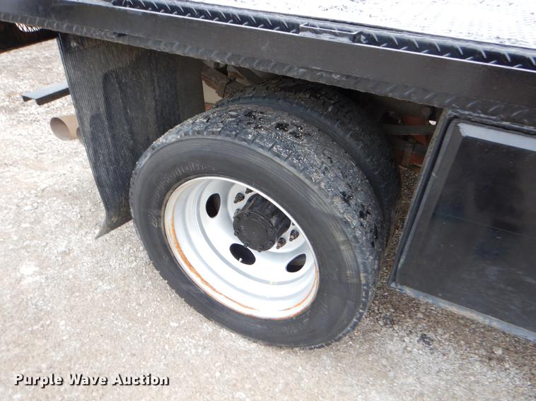 image for item FH9321 2012 Ford F450 Super Duty Crew Cab flatbed truck